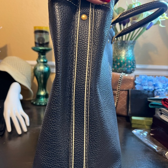 - Louis Vuitton Navy Trunks and bag  Tote Bag - Picture 3 of 13